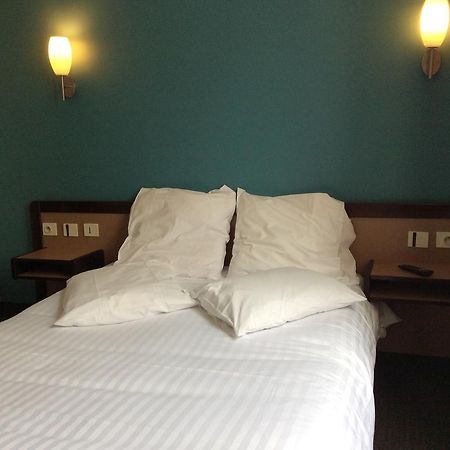 Hotel De La Place Malakoff Zimmer foto