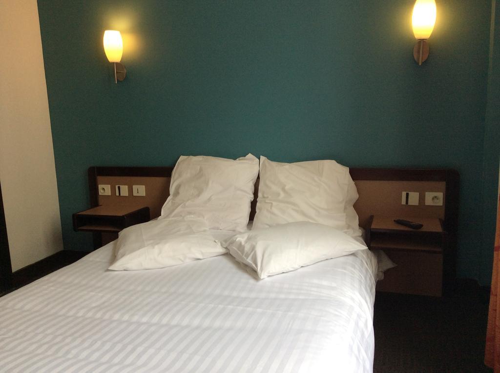 Hotel De La Place Malakoff Zimmer foto
